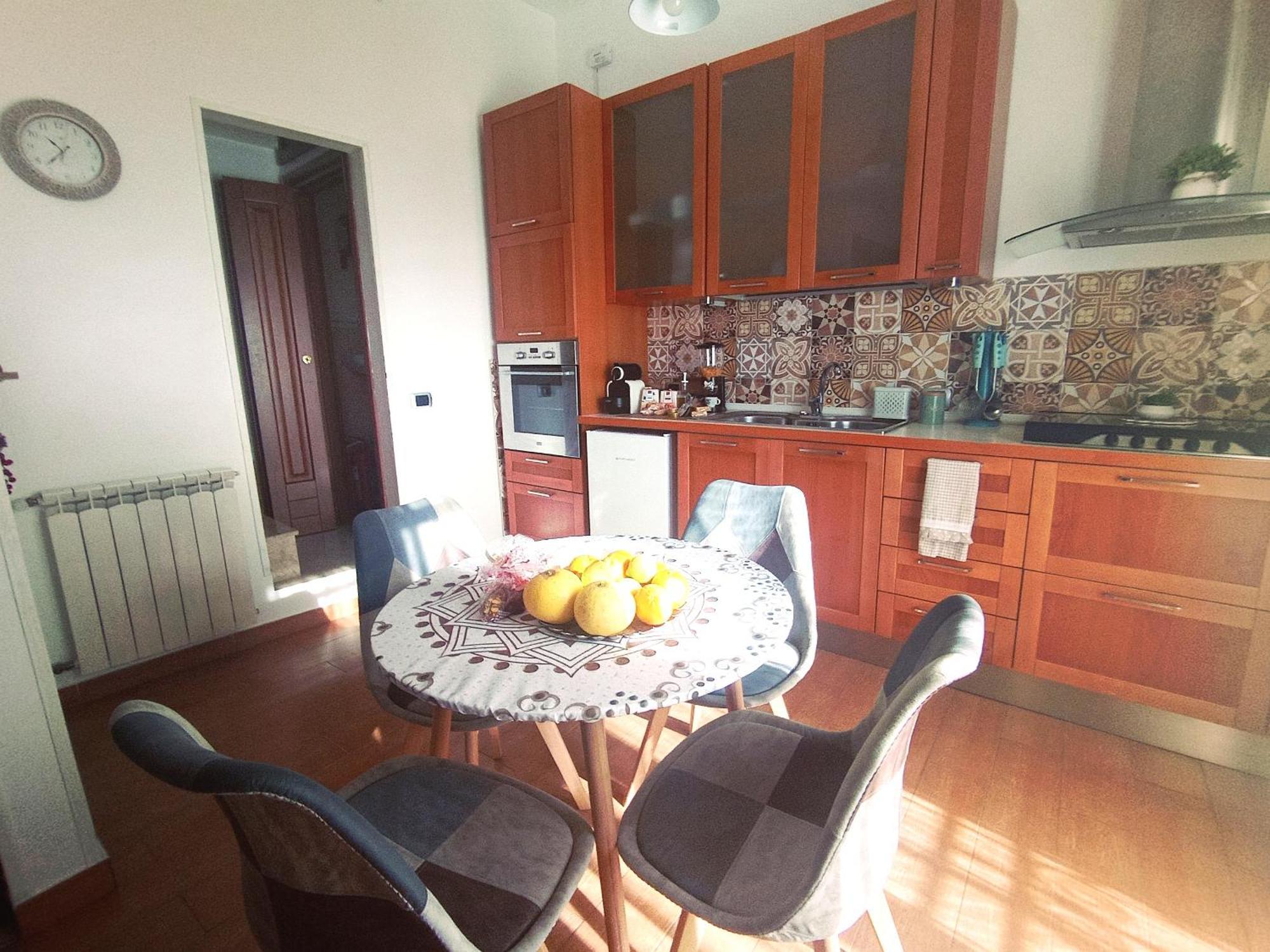 La Casetta Di Gio Gio Appartamento In Centro A Монреале Екстериор снимка